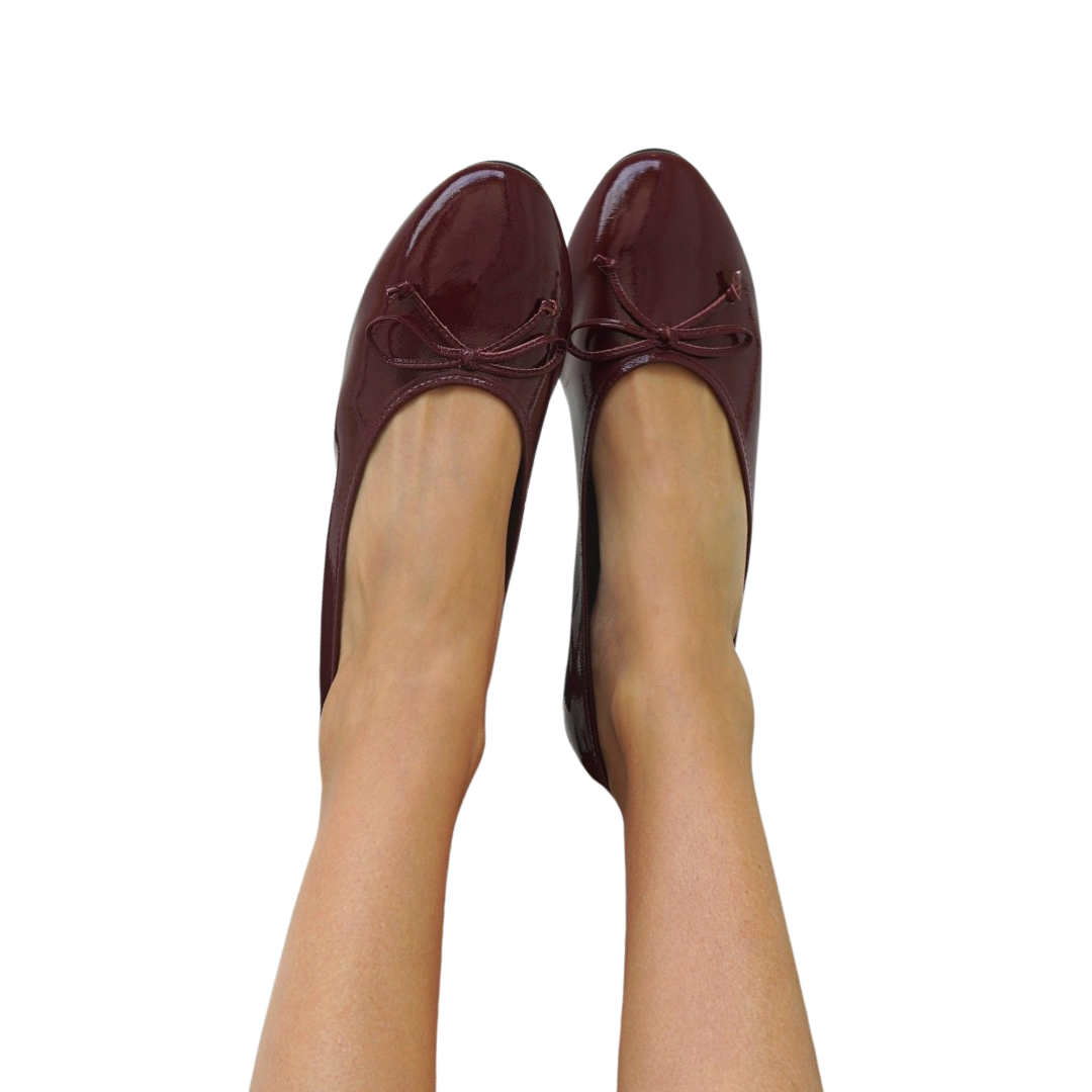 Sapatilha Slip Lolla Couro Verniz Vinho