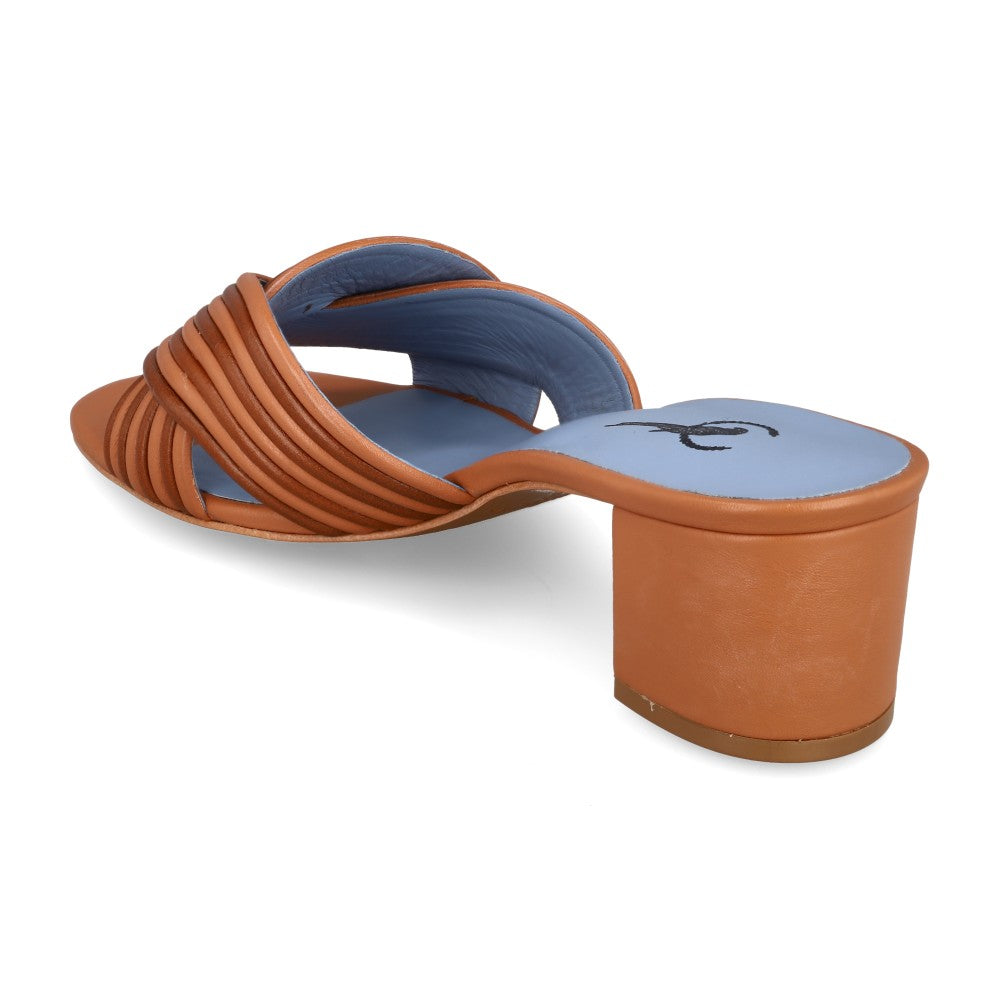 Mule Flair Couro Caramelo