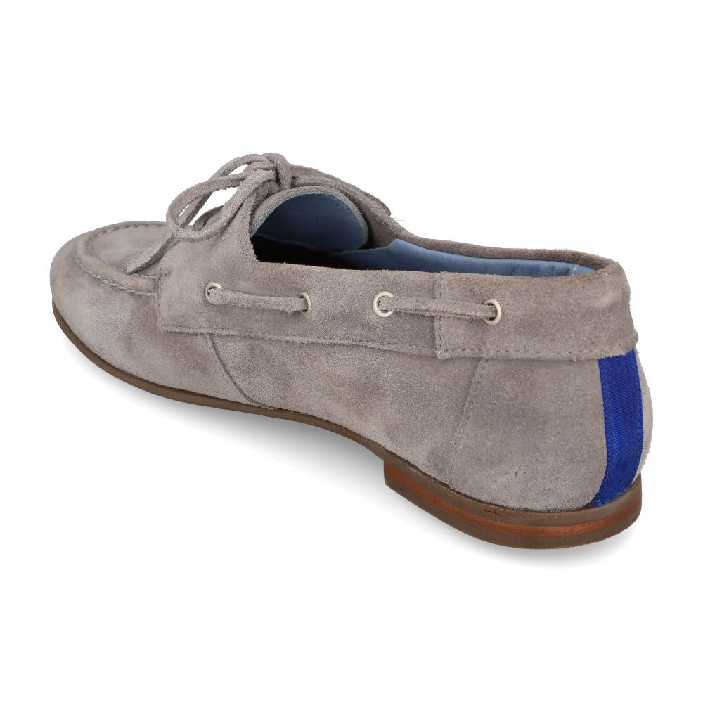 Blue Bird P0427_07_3_cr.jpg