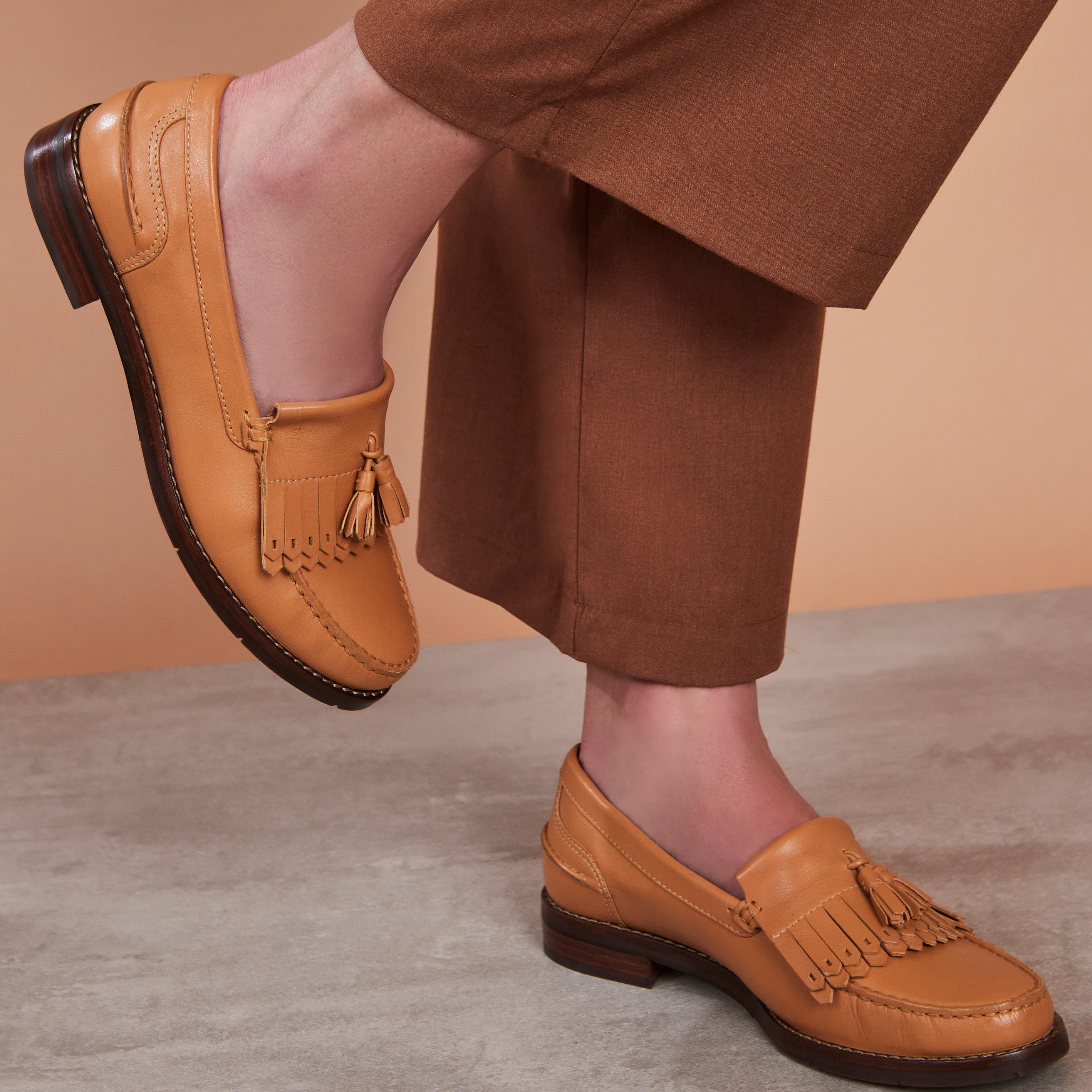 Penny Loafer Boho Tassel Couro Bege