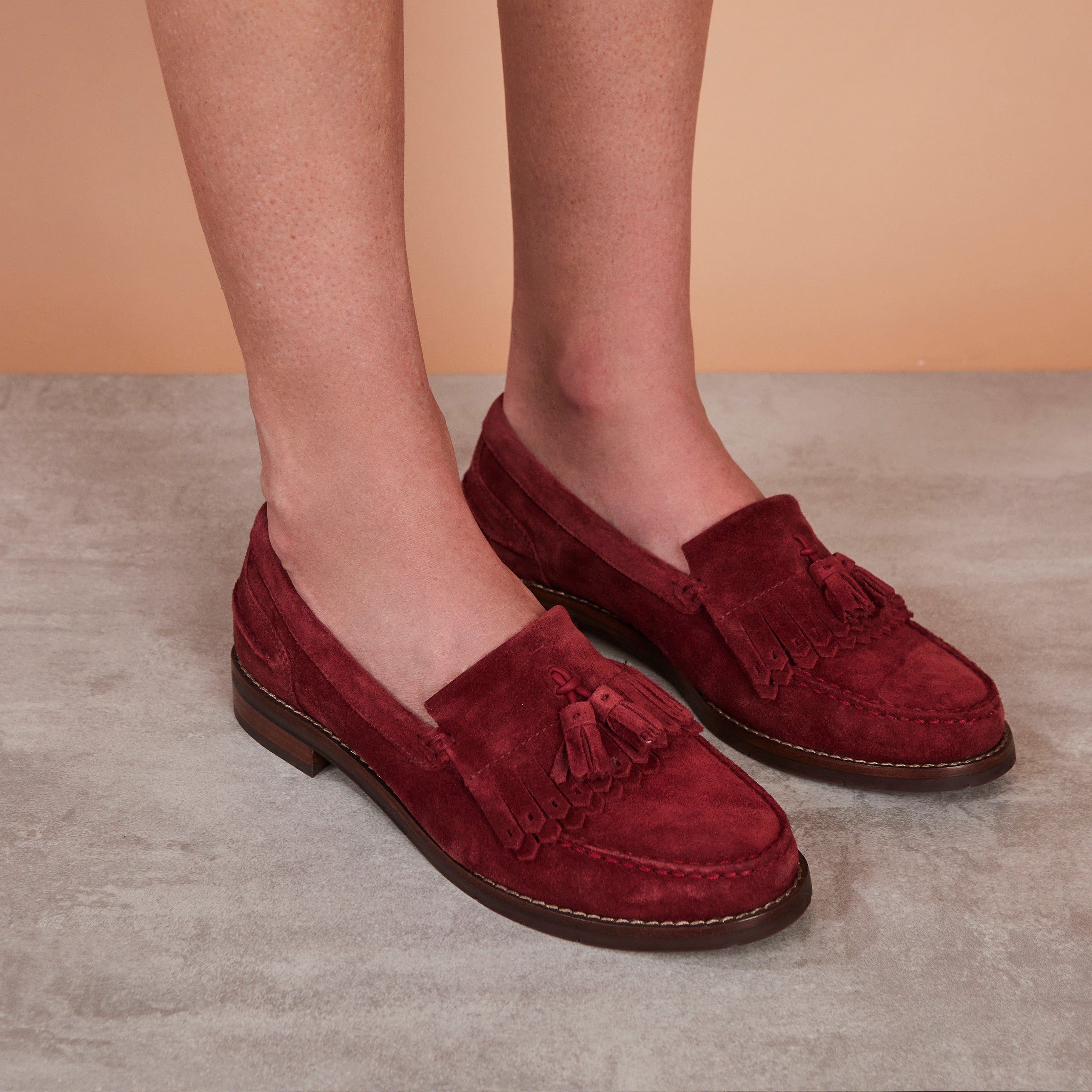 Penny Loafer Boho Tassel Camurça Bordô