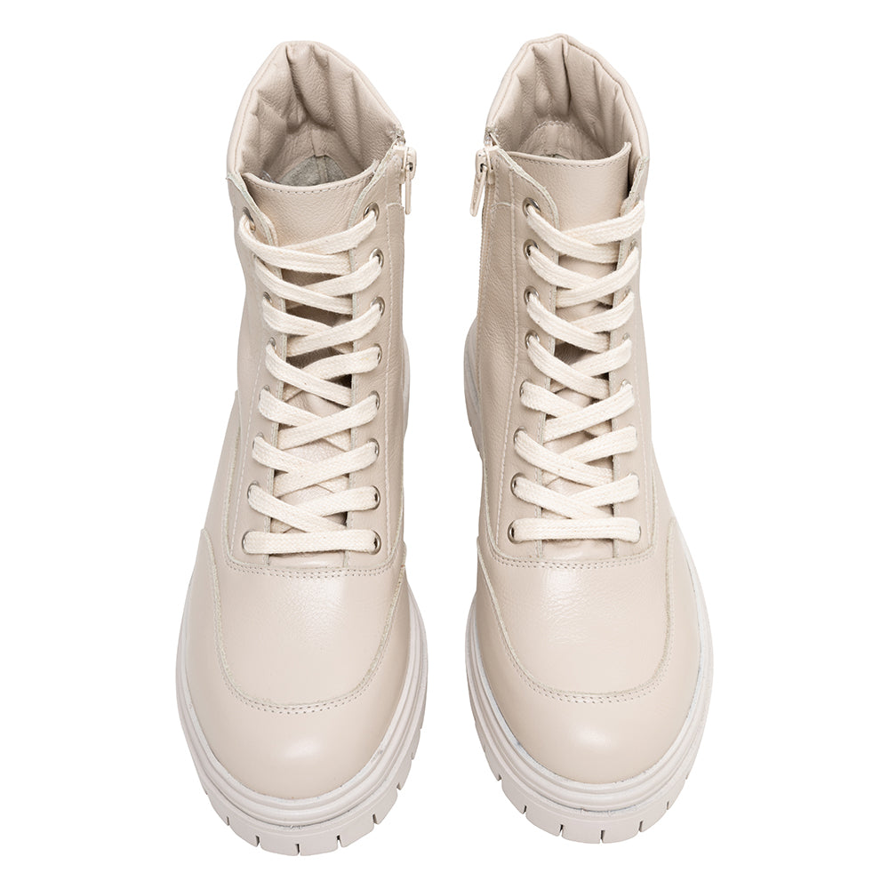 Bota Tracker Couro Off White